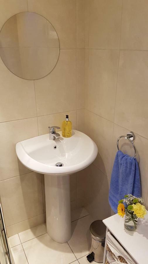 The Coach House Douglas Корк Екстер'єр фото
